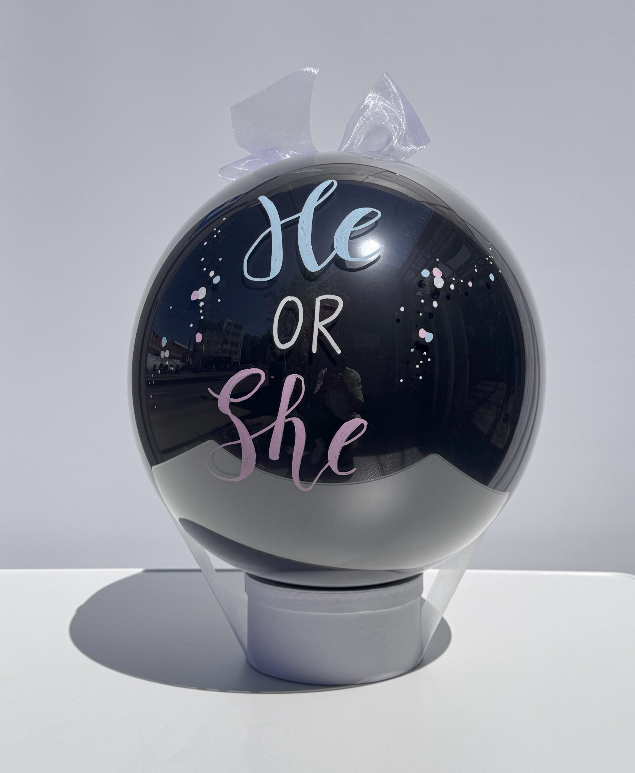 Gender Reveal Ballon auf Box – Bild 5