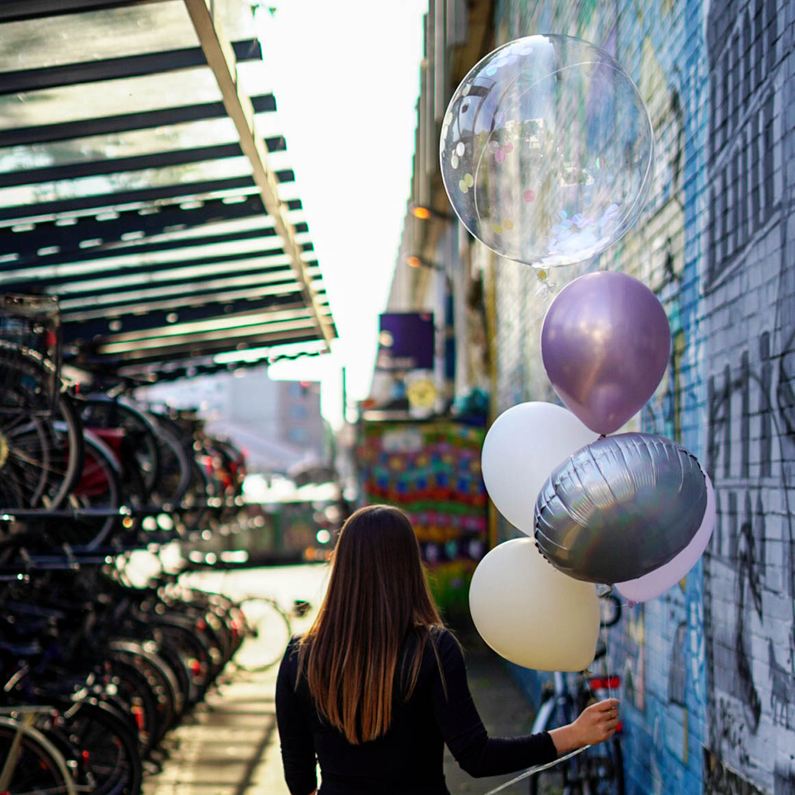 Lilac Breeze, Ballonstrauß, Befüllt zum Abholen, ca. 2 Tage haltbar – Bild 2
