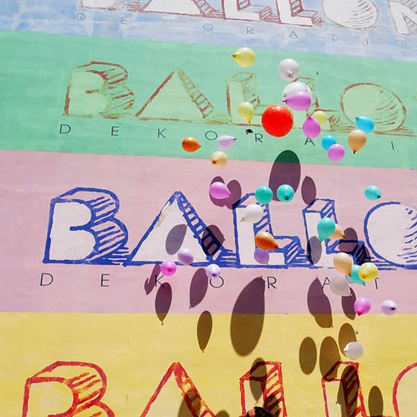 "BIG BANG"/ Befüllter transparenter Latex - Ballon / circa 90cm / Farben WÄHLBAR – Bild 6
